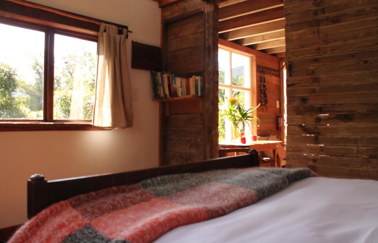 Boutique Vintage Forest Cabin Стормсривер Экстерьер фото